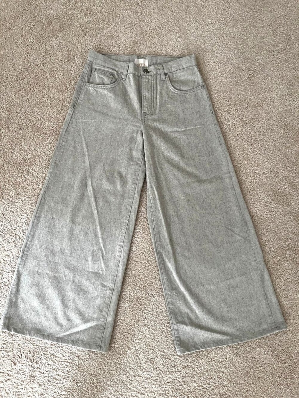 NWOT TWP Wide Leg Light Grey Denim Jeans Size 25‎